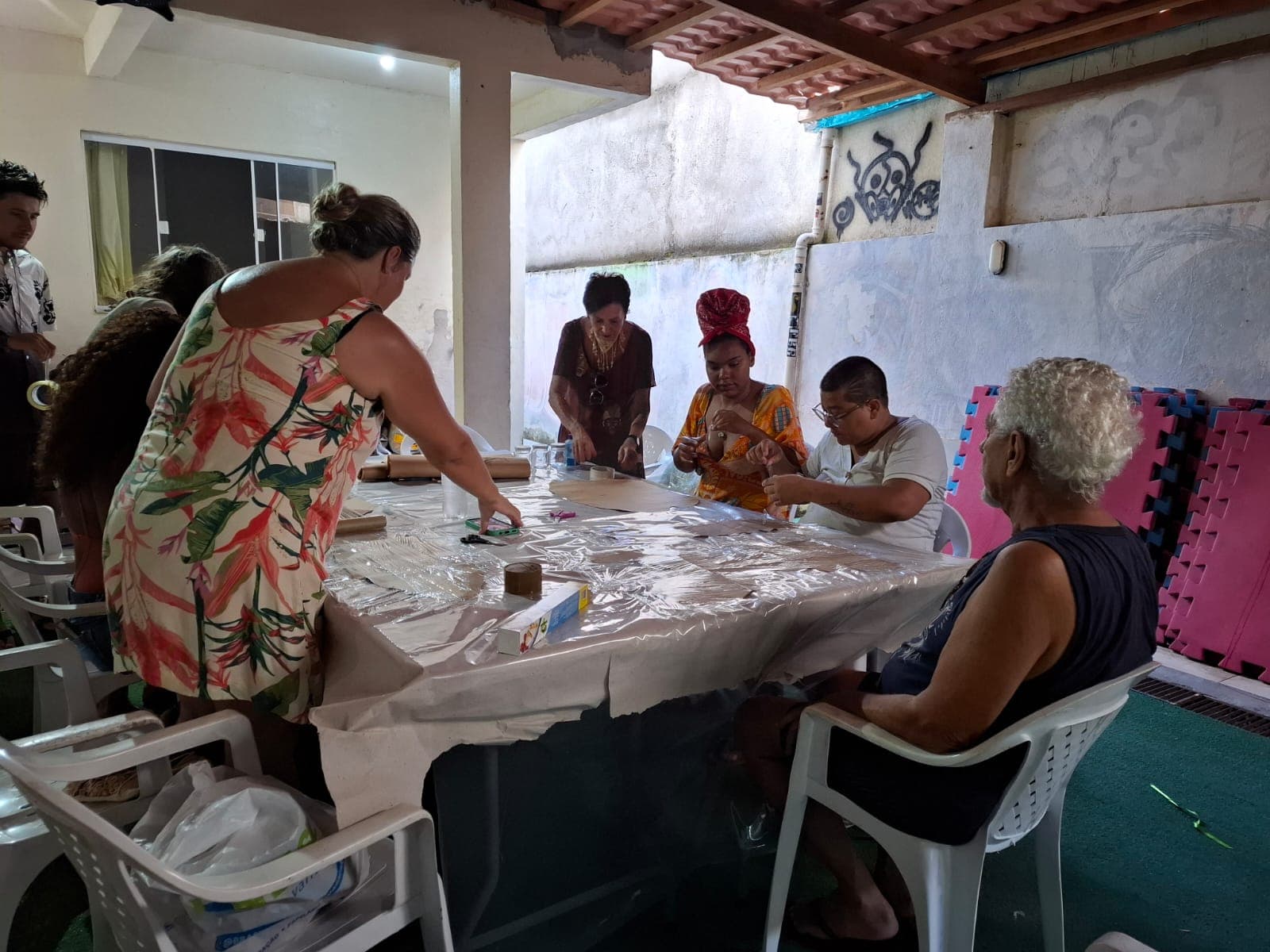 Ateliê Comunitário CCCS: Mosaico e Sinestesia em Guarapari-ES